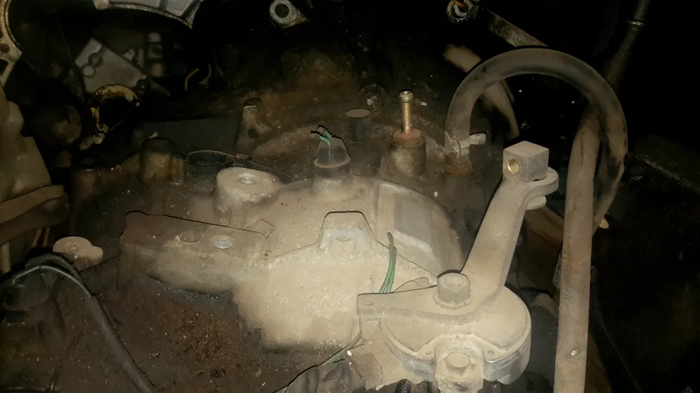 Árengedmény HYUNDAI SONATA -91 Sebességváltó. benzines automata bontott alkatrész