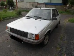 Csak ma RENAULT R9 Fékrásegítő bontott alkatrész