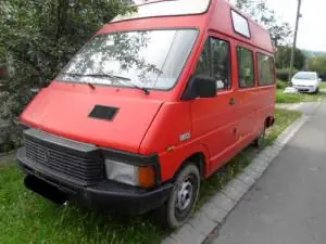 RENAULT TRAFIC -94 Jobb első csonkállvány bontott alkatrész Gyors szállítás