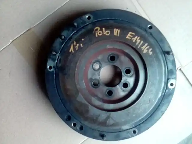 Kiárusítás VW POLO III. 94-99 Egytömegű lendkerék bontott alkatrész
