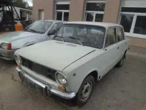 Csak ma LADA 2101 Bal hátsó külső kilincs bontott alkatrész