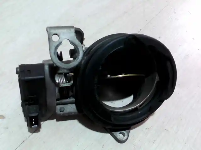 BMW E39 95-03 Fojtószelepház 2.0i bontott alkatrész Gyors kiszállítás