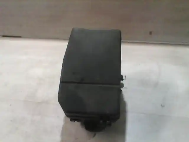 Rendeld meg most FORD MONDEO 01-07 Biztosítéktábla bcm bsi bsm sam gem modul motortér motortér bontott alkatrész