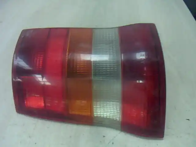 OPEL ASTRA F 91-94 Bal hátsó lámpa kombi bontott alkatrész Gyors szállítás