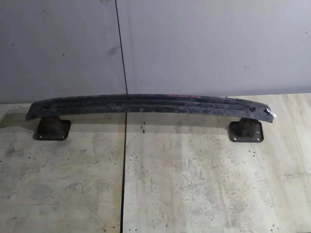 Utolsó esély FORD FOCUS 04- Hátsó lökhárító merevítő bontott alkatrész