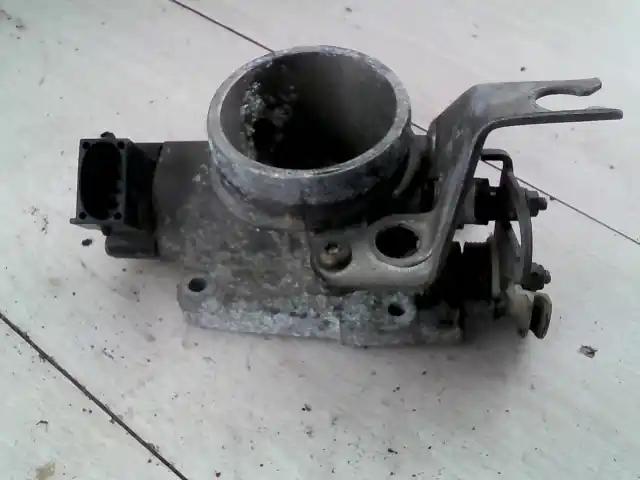 FORD ESCORT 90-95 Fojtószelep mechanikus 1.6i bontott alkatrész Kedvezményes ár