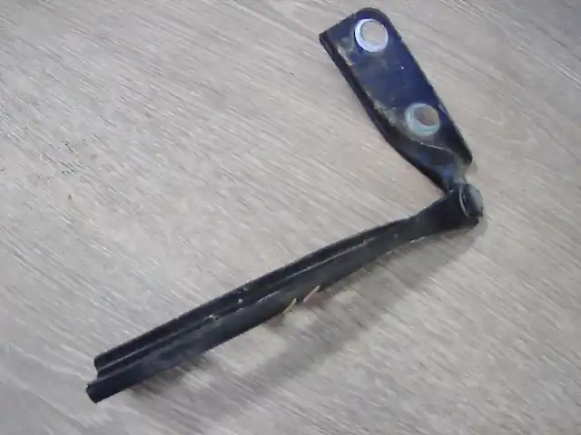 FORD FIESTA 02-05 Motorháztető jobb zsanér bontott alkatrész Legkelendőbb