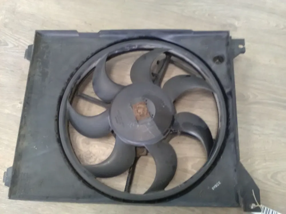 Biztonságos vásárlás HYUNDAI TRAJET Hűtőventilátor jobb első bontott alkatrész