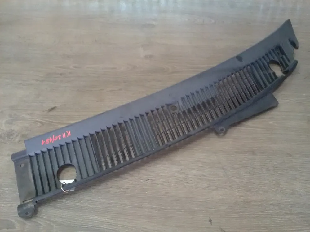 SUZUKI SWIFT 96-05 Levélrács bontott alkatrész Akciós ár
