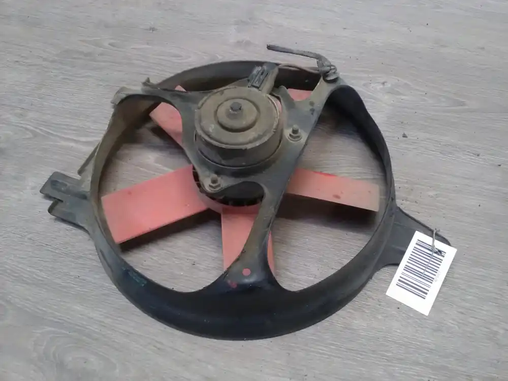 Expressz szállítás FORD FIESTA 89-95 Hűtőventilátor 1.2i bontott alkatrész