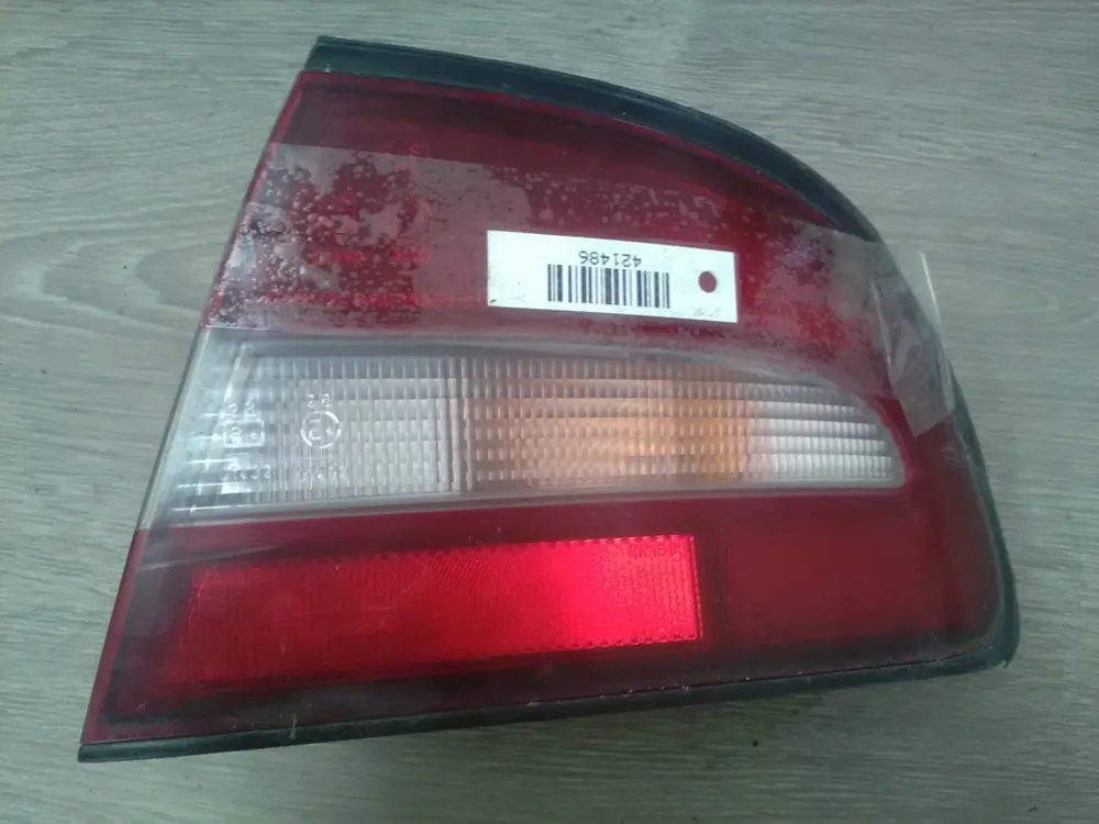 MITSUBISHI GALANT 92.11-96.10 Jobb külső hátsó lámpa bontott alkatrész Legjobb ár