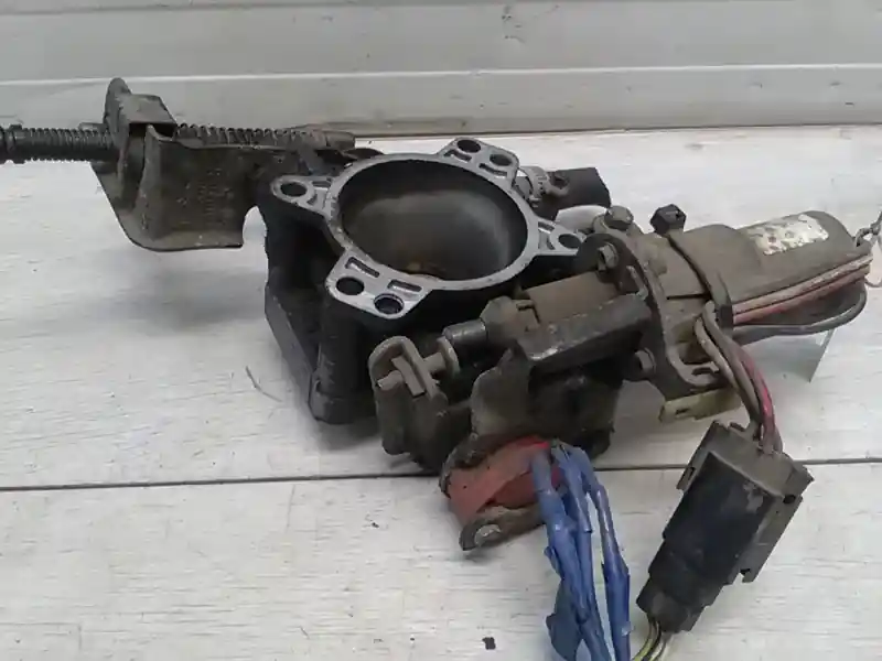 FORD ESCORT 90-95 Fojtószelep mechanikus bontott alkatrész Szuper akció