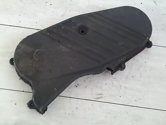 NISSAN VANETTE CARGO Vezérműszíj burkolat első bontott alkatrész Gyors kiszállítás