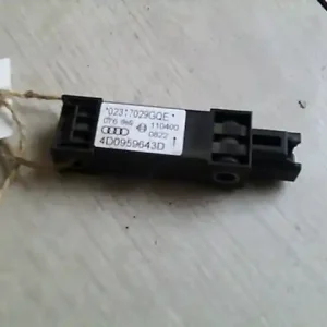 Outlet AUDI A8 94.06-02.12 ütközés érzékelő bontott alkatrész
