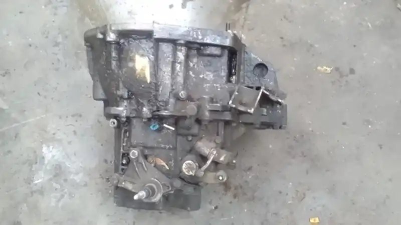 Olcsó RENAULT SCENIC 03-06 Sebességváltó, dízel manuális bontott alkatrész