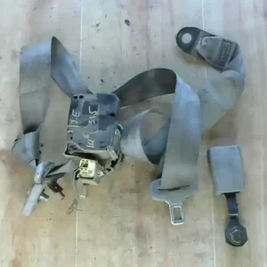 MAZDA 626 00.08-02.12 Jobb első biztonsági öv bontott alkatrész Ne maradj le