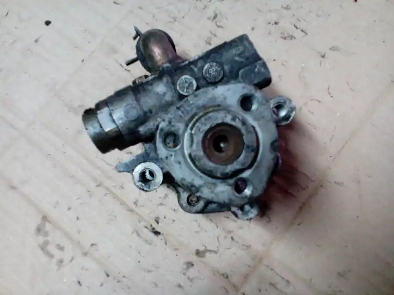 Ne maradj le VW GOLF III. Kormány szervó szivattyú hidraulikus bontott alkatrész
