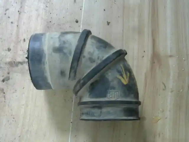 Outlet MITSUBISHI L200 01-07 Szívócső bontott alkatrész