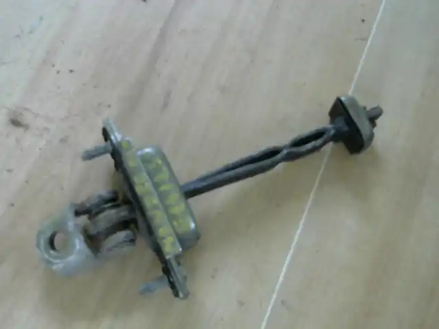 Outlet FORD MONDEO 01-07 Jobb első ajtóhatároló bontott alkatrész