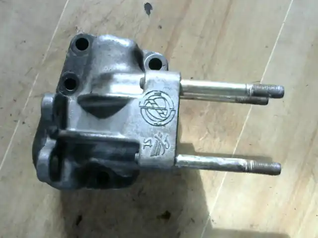 FIAT PUNTO II. Motortartó bak jobb oldali bontott alkatrész Gyors szállítás