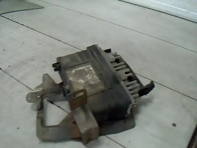 Outlet SEAT CORDOBA 99-02 Motorvezérlő egység ecu pcm modul 1.6i bontott alkatrész
