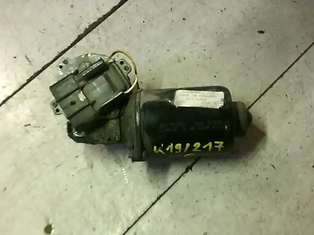 Kihagyhatatlan ajánlat OPEL VECTRA B 99-01 Ablaktörlő motor első bontott alkatrész