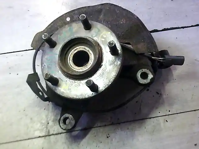 Szuper akció MAZDA 626 00.08-02.12 Csonkállvány kerékaggyal jobb első bontott alkatrész