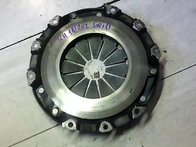 SUZUKI SWIFT 89-96 Kuplung szerkezet bontott alkatrész Olcsó