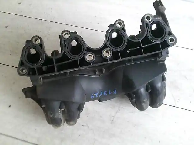 Prémium VW POLO CLASSIC 95.07-99.10 Szívócsonk bontott alkatrész