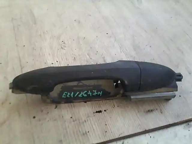 Prémium FORD FOCUS 98-04 Jobb hátsó külső kilincs bontott alkatrész