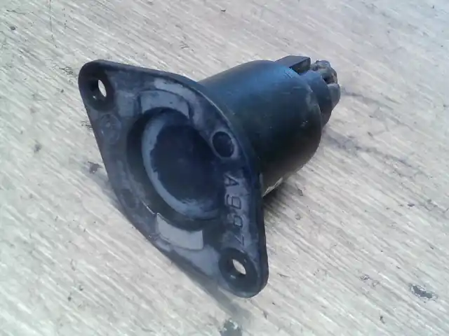 FIAT MAREA Csomagtartó nyitó gomb kombi bontott alkatrész Kedvezmény