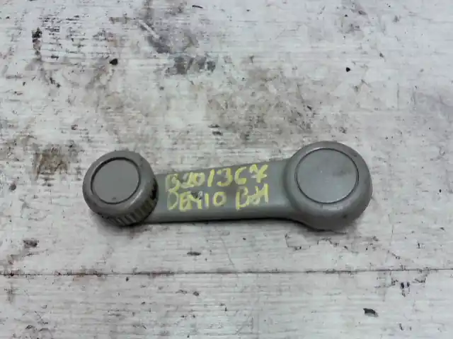 Népszerű MAZDA DEMIO 98.08-00.05 Ablak tekerő kar bontott alkatrész