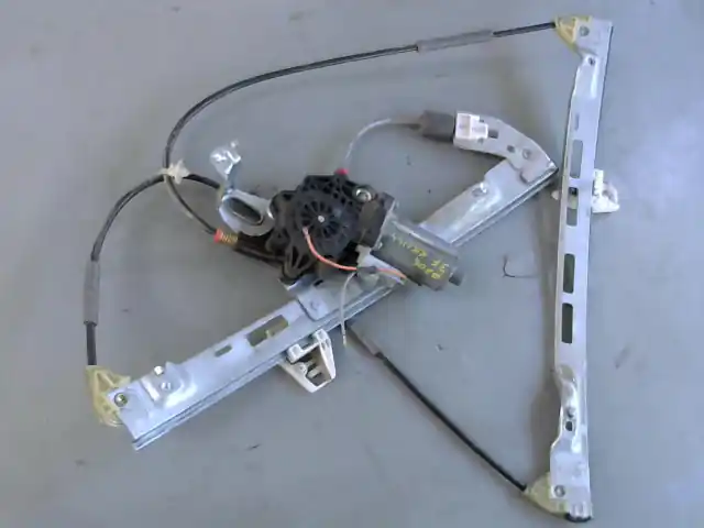 Vásárlói kedvenc PEUGEOT 206 Jobb első ablakemelő szerkezet elektromos bontott alkatrész