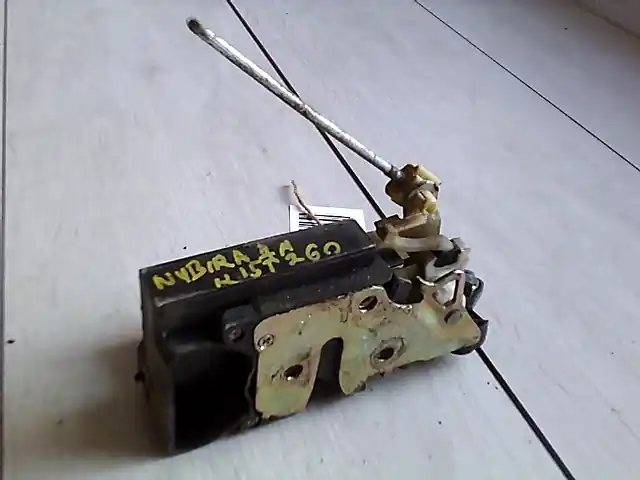 DAEWOO NUBIRA 99-03 Jobb hátsó ajtó zárszerkezet központi záras bontott alkatrész Akciós ár