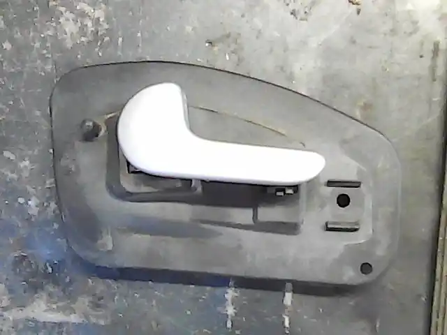 OPEL CORSA C 00-06 Bal hátsó belső kilincs bontott alkatrész Ne maradj le